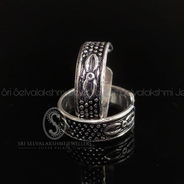Antique Toe Rings 1003