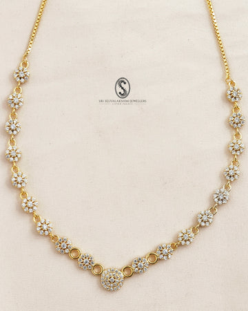 diamond inspired silver necklace lightweight